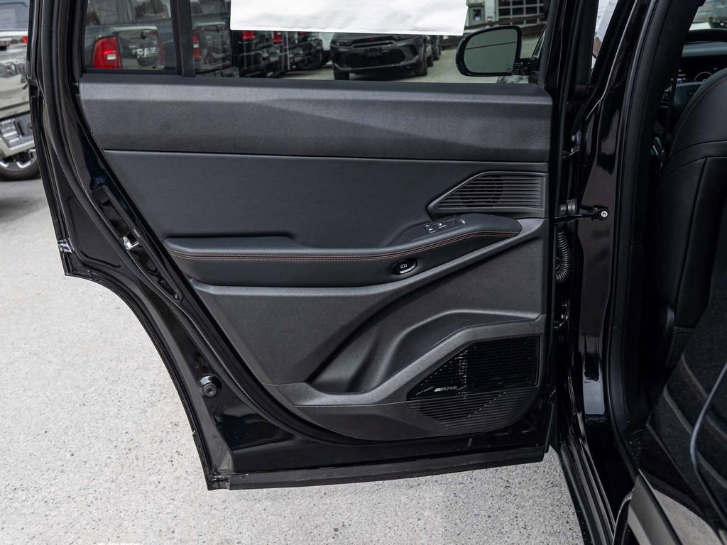 New 2026 Jeep Cherokee Limited AWD/4WD image 13