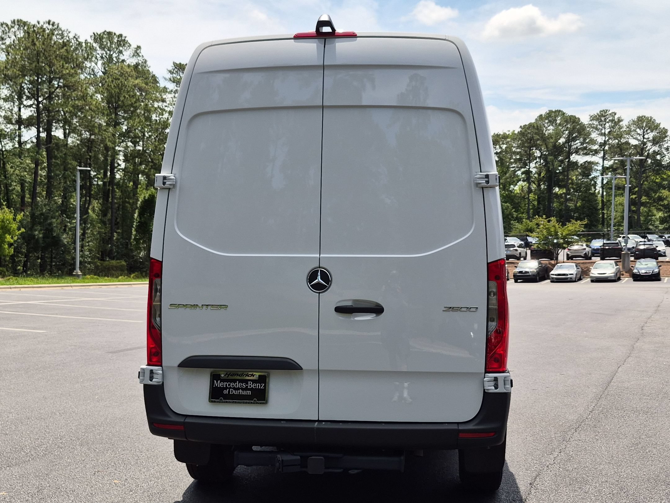 New 2025 Mercedes-Benz Sprinter 2500 image 9