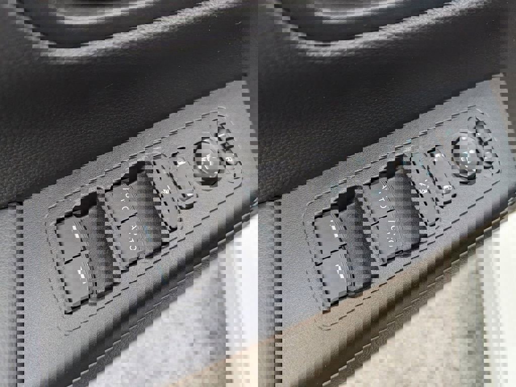 Used 2023 Honda CR-V Sport image 16