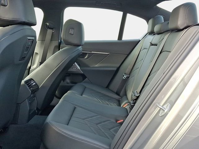 New 2026 BMW 530i xDrive w/ M Sport Package image 9