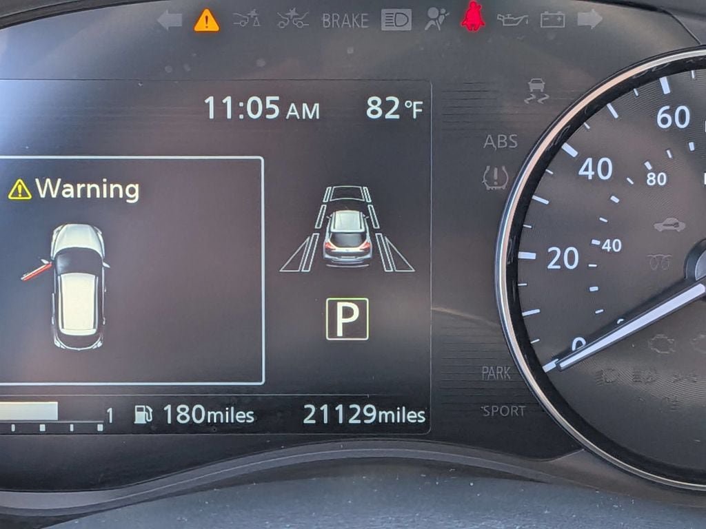 Used 2023 Nissan Kicks SV FWD image 16