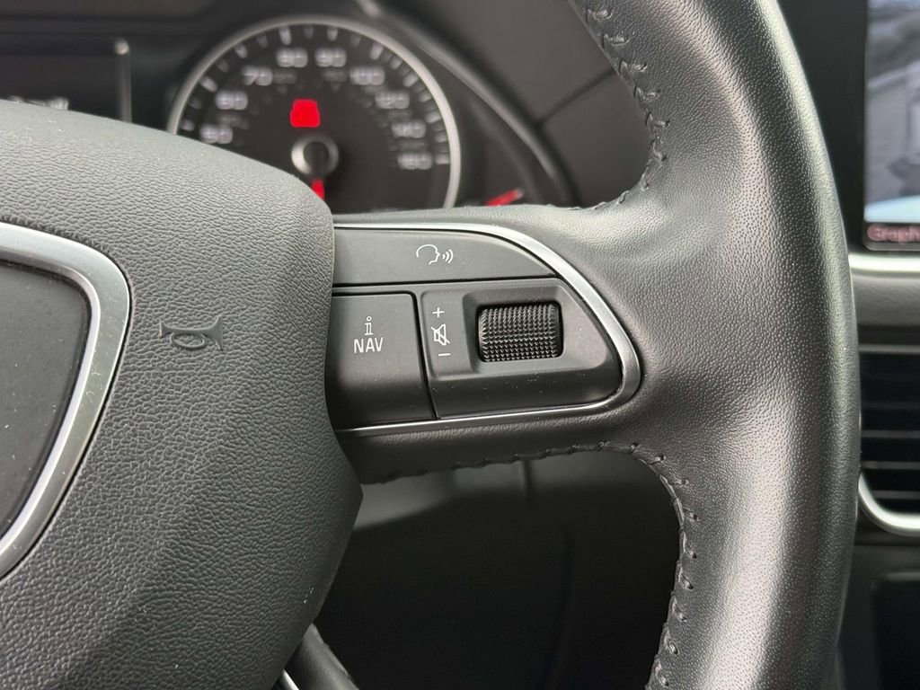 Used 2016 Audi Q5 2.0T Premium Plus w/ Technology Package image 30