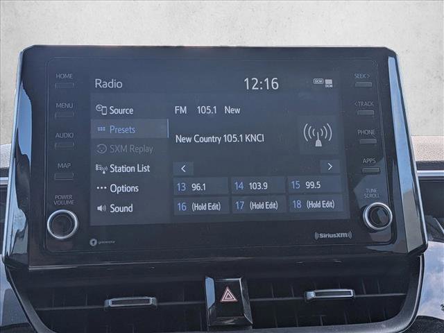 Used 2022 Toyota Corolla Cross XLE image 13