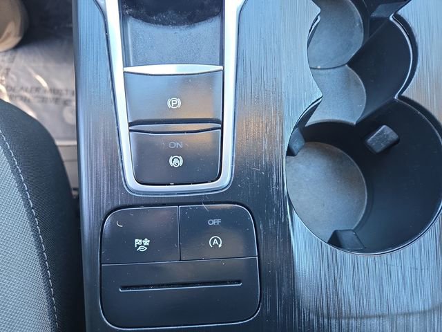 Used 2021 Ford Escape S image 27