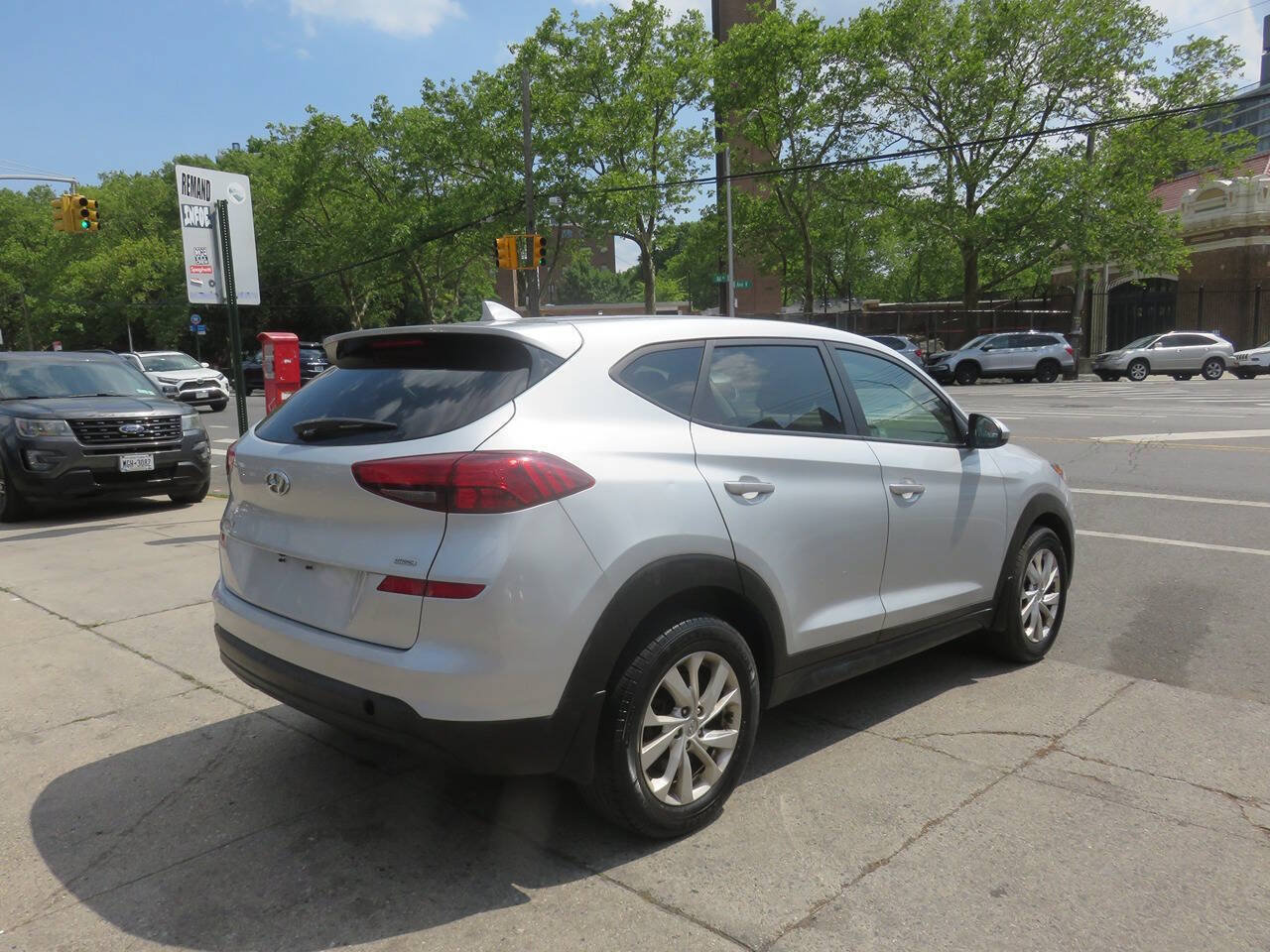 Used 2019 Hyundai Tucson SE AWD/4WD image 4