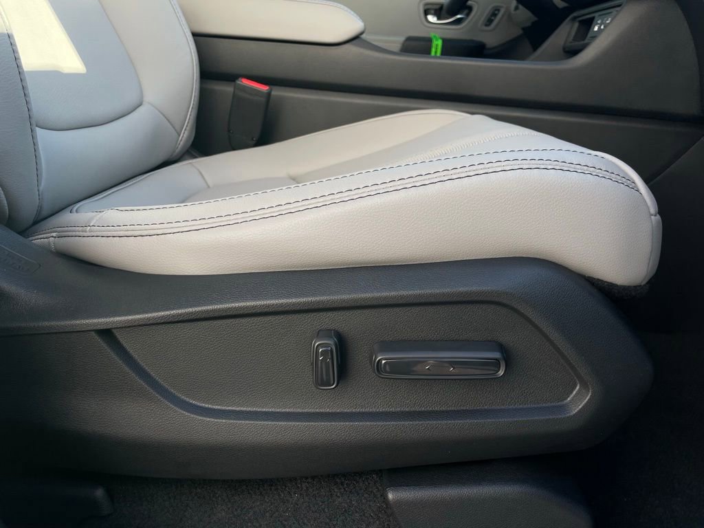 Used 2025 Honda Pilot EX-L image 30