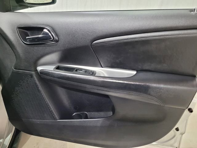 Used 2012 Dodge Journey SXT image 43