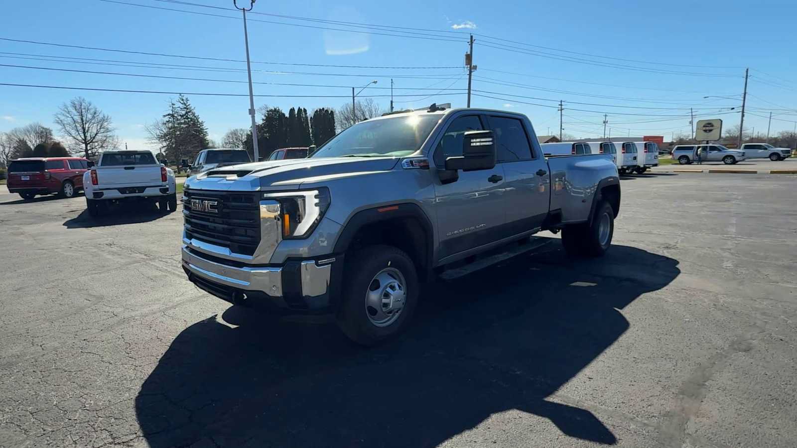 New 2026 GMC Sierra 3500 Pro w/ 1SA Pro Safety Plus Package AWD/4WD image 4