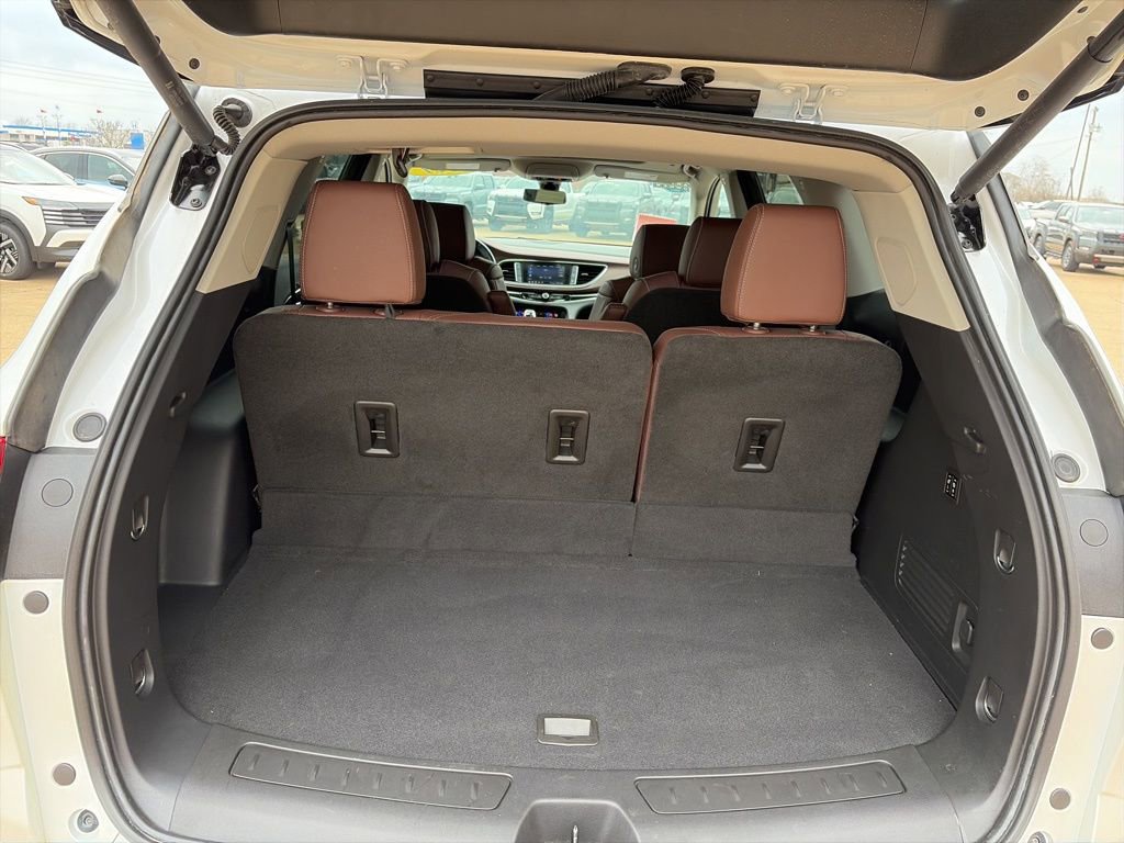 Used 2021 Buick Enclave Avenir w/ Avenir Technology Package image 10