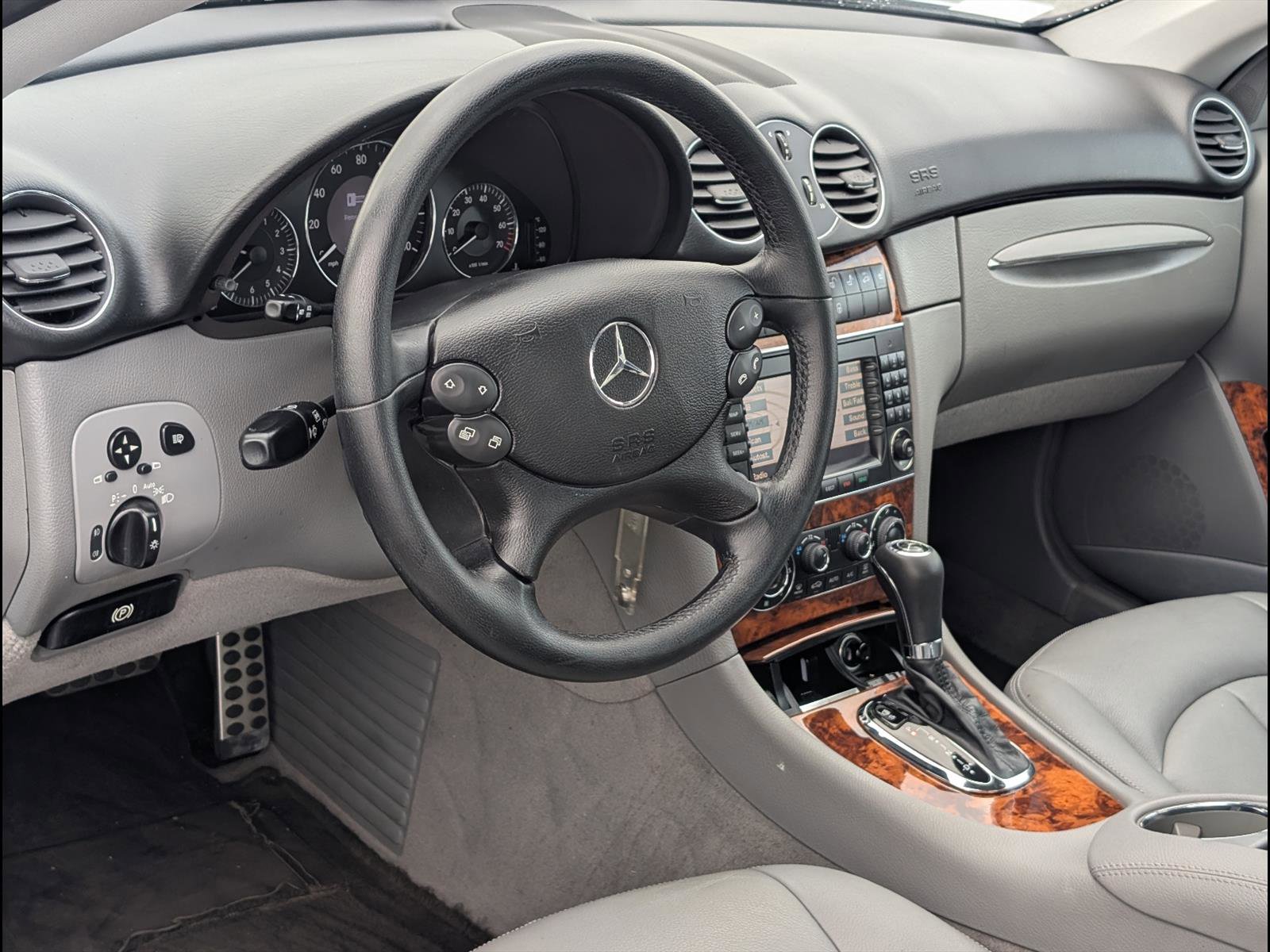 Used 2006 Mercedes-Benz CLK 350 Coupe image 10