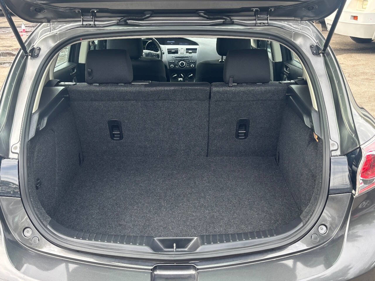 Used 2012 MAZDA MAZDA3 i Touring image 14