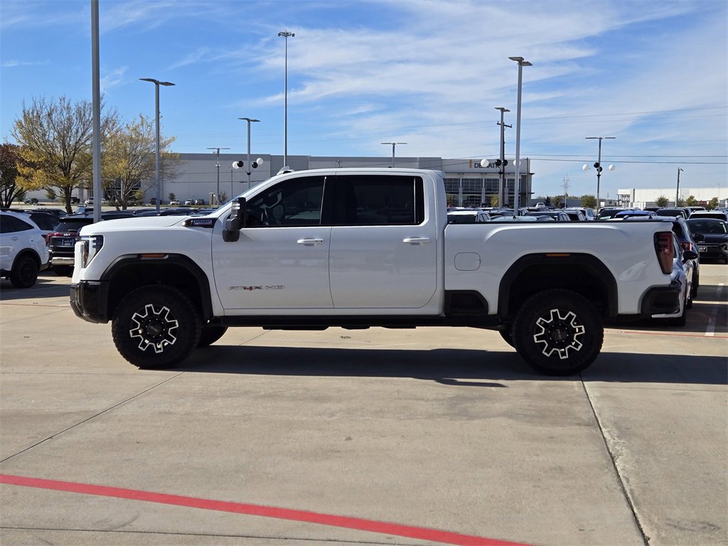Used 2025 GMC Sierra 2500 AT4X image 12