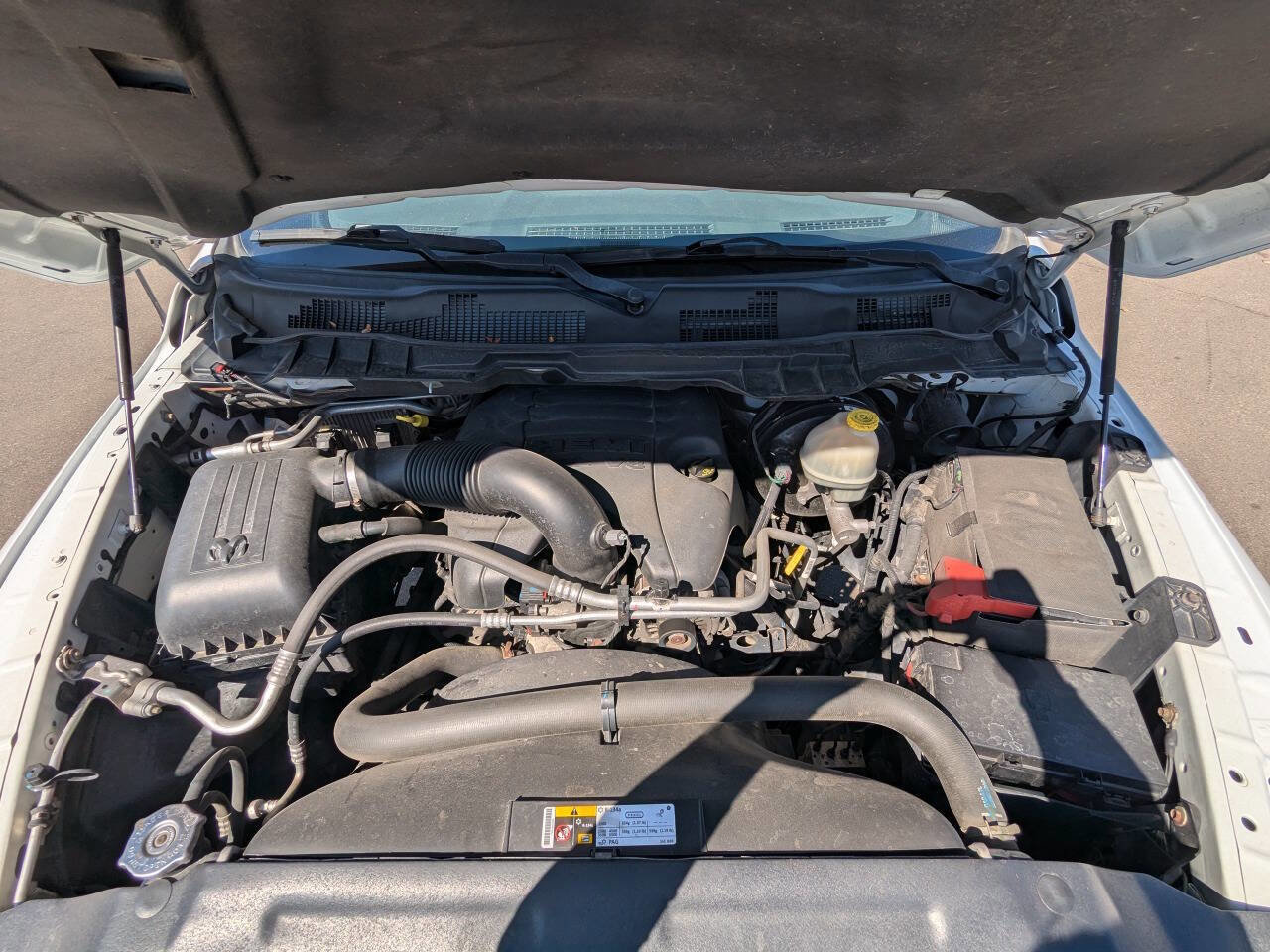 Used 2014 RAM 1500 Express RWD image 21