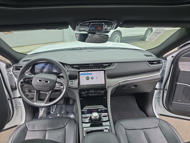 Used 2023 Jeep Grand Cherokee L Overland image 14