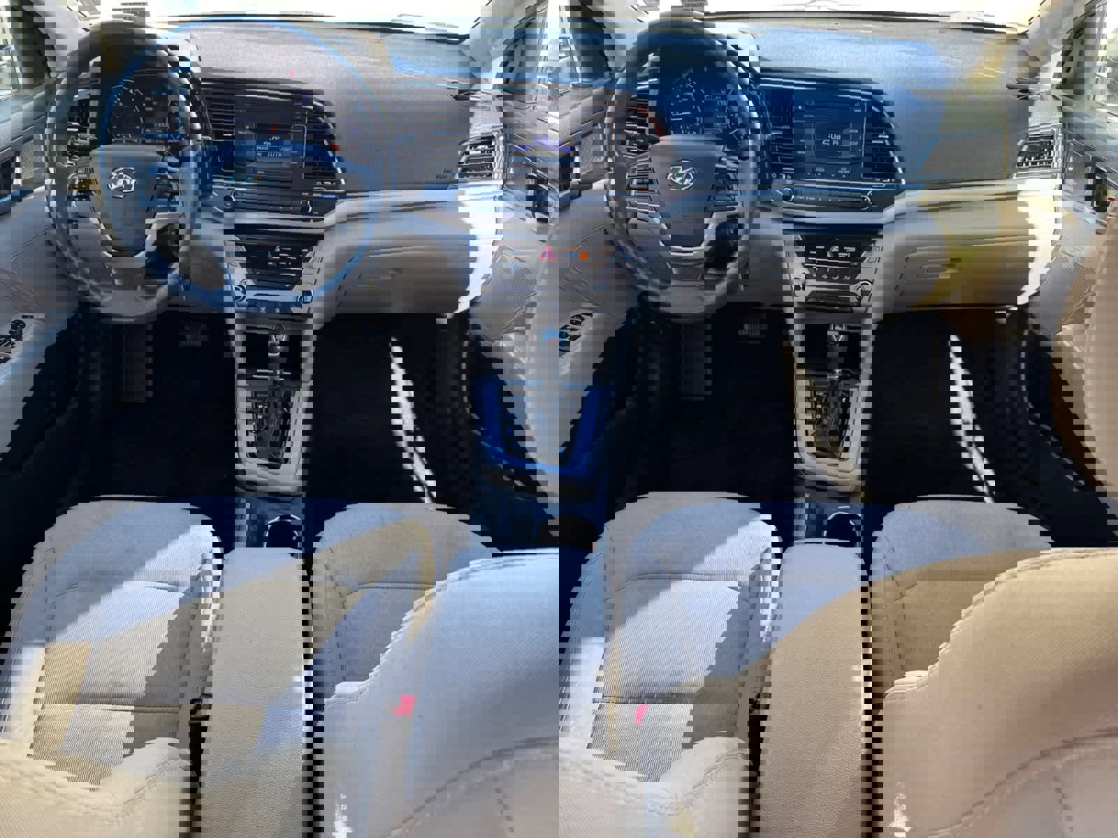 Used 2017 Hyundai Elantra SE image 12