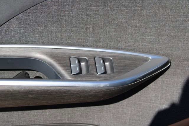 Used 2024 Lucid Air Grand Touring image 13