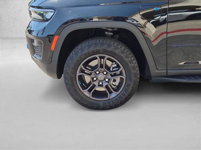 Used 2023 Jeep Grand Cherokee Trailhawk w/ Luxury Tech Group III AWD/4WD image 25