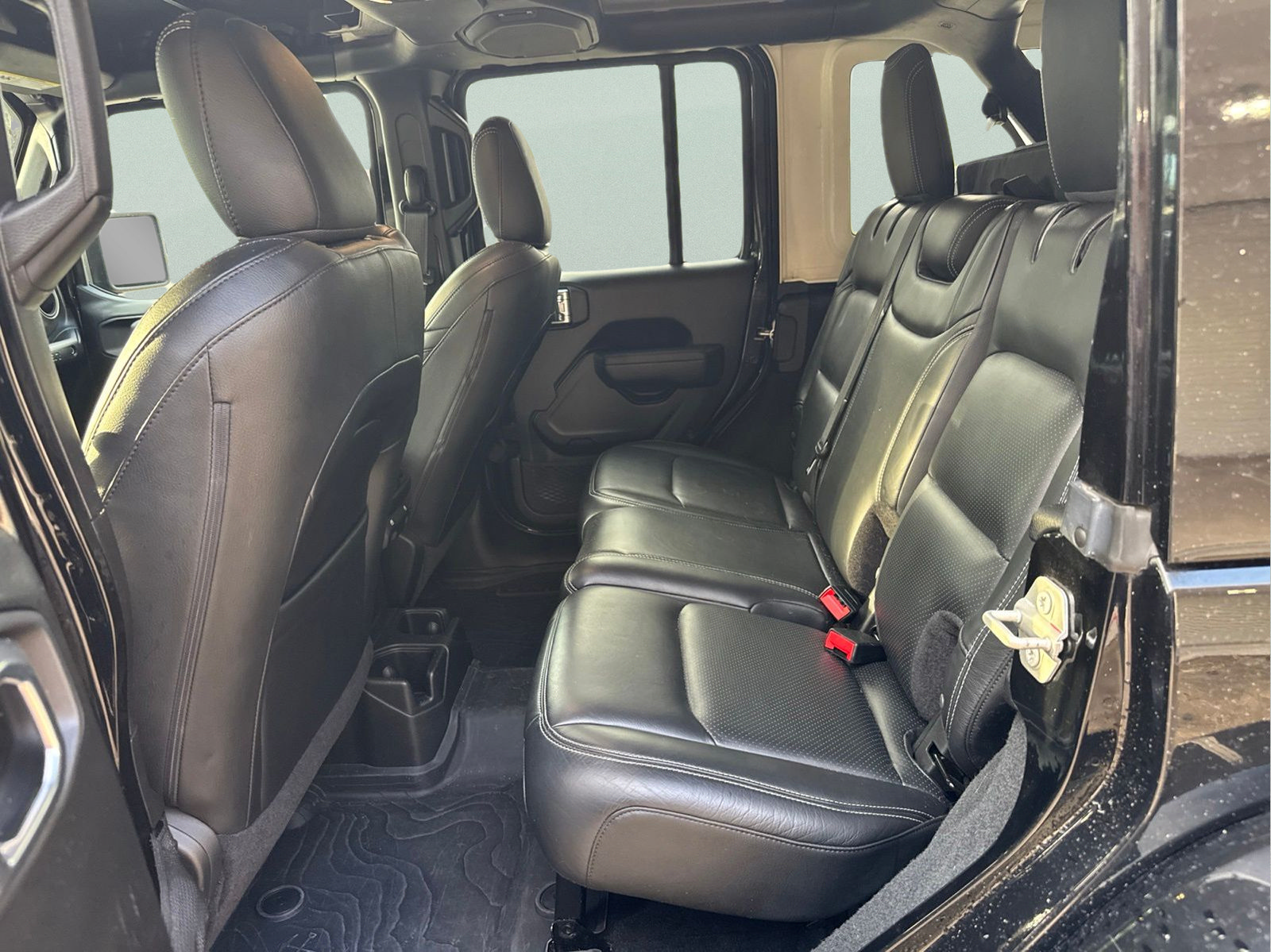 Used 2023 Jeep Wrangler Unlimited Sport w/ Xtreme 35 Tire Package AWD/4WD image 23