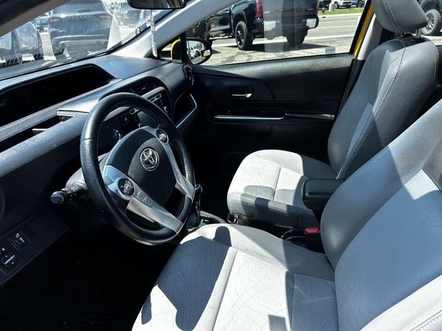 Used 2016 Toyota Prius C Four FWD image 9