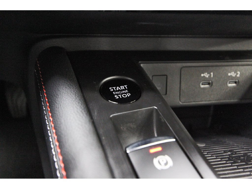 New 2026 Nissan Kicks SR w/ Cold Weather Package FWD image 19