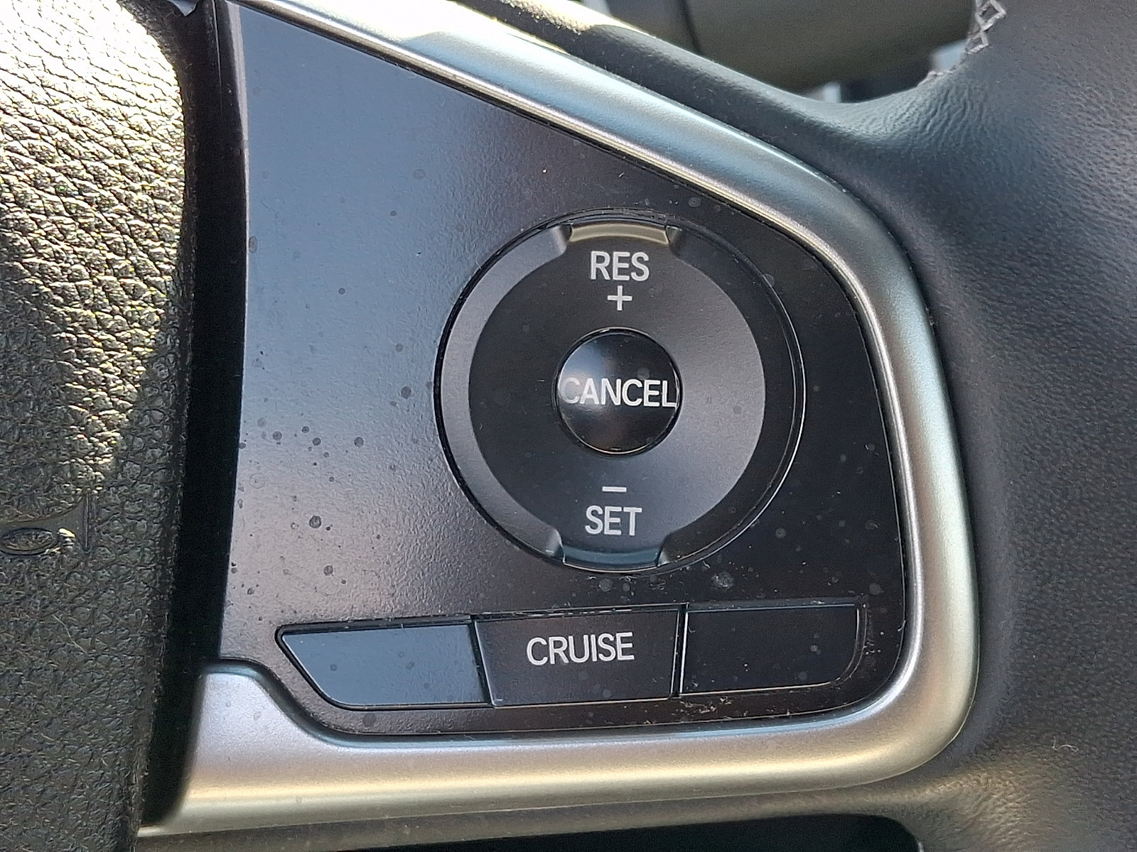 Used 2018 Honda Civic EX-L image 22