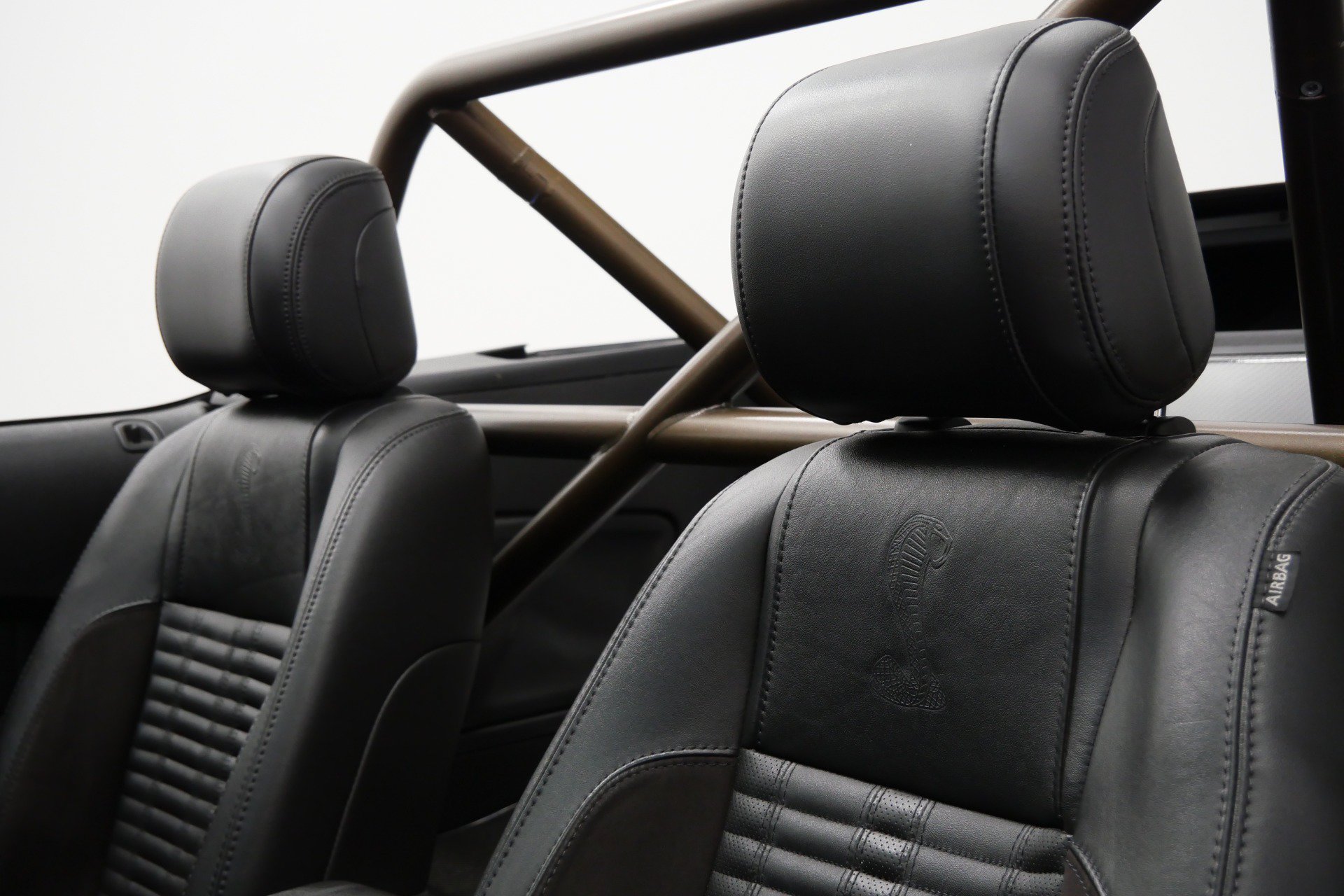 Used 2013 Ford Mustang Shelby GT500 RWD image 26