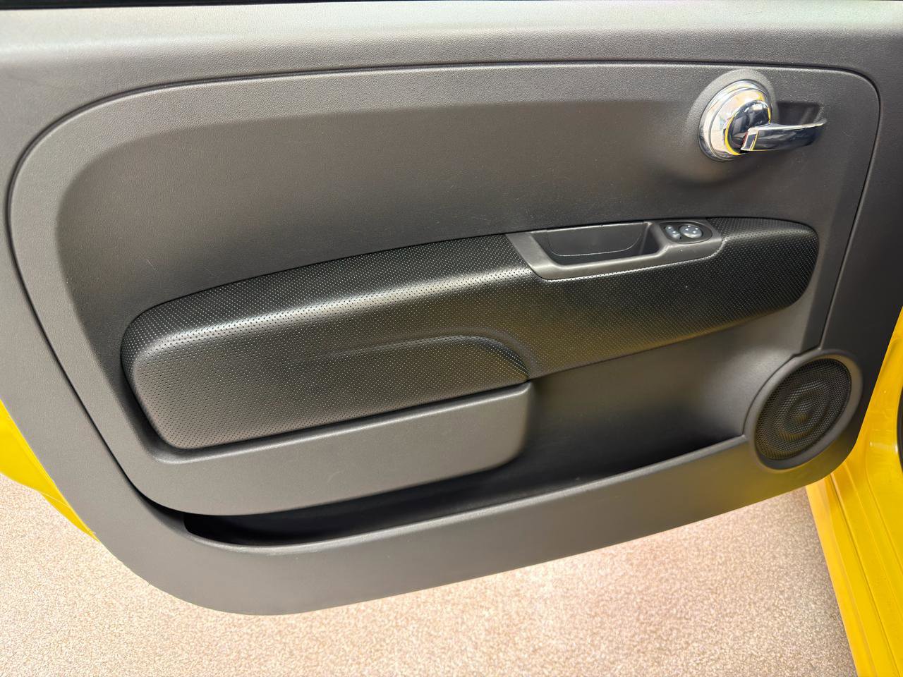 Used 2013 FIAT 500 Sport image 14