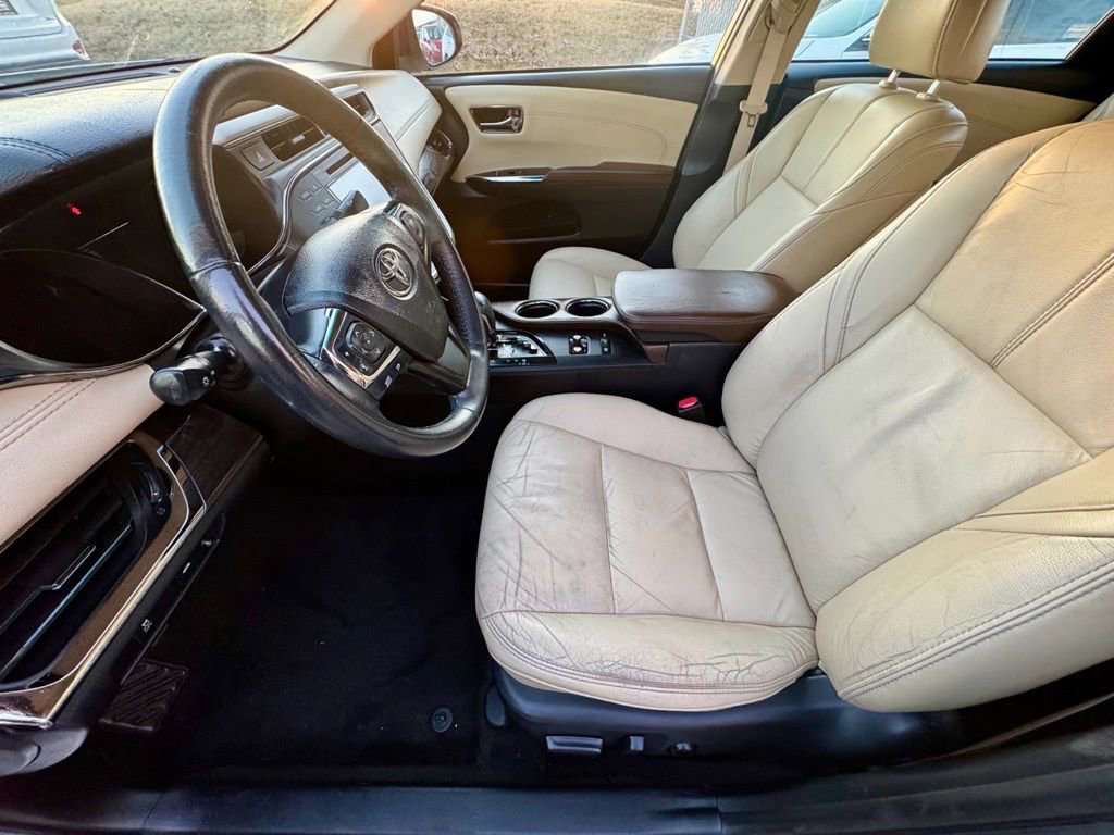 Used 2016 Toyota Avalon XLE Plus image 19