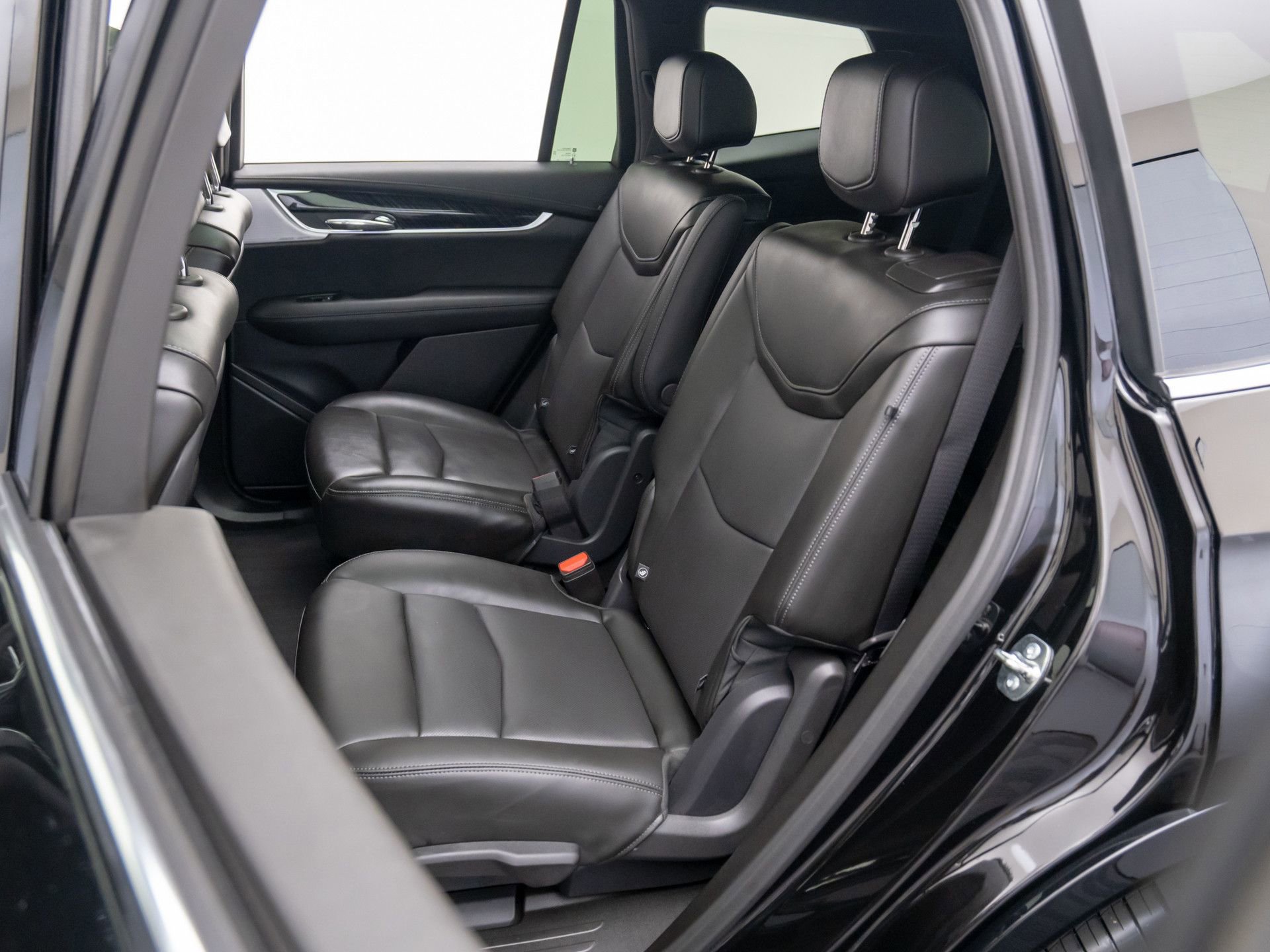 New 2025 Cadillac XT6 Premium Luxury image 17