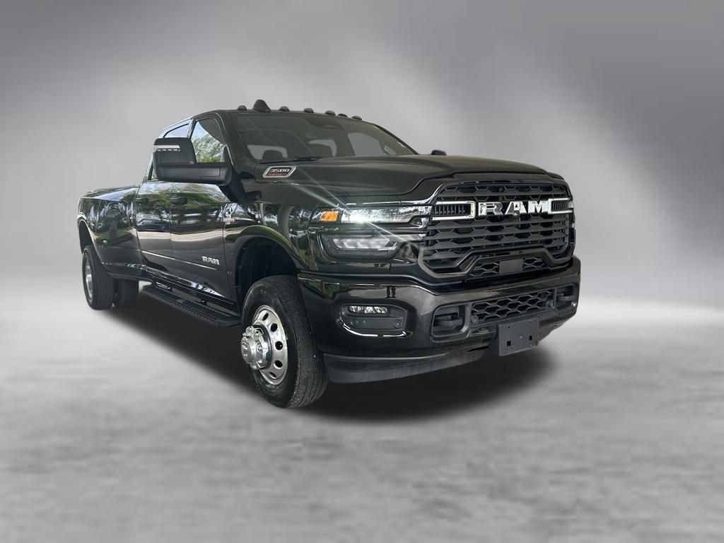 Used 2026 RAM 3500 Big Horn AWD/4WD image 2