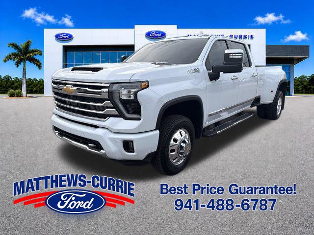 Used 2026 Chevrolet Silverado 3500 High Country w/ High Country Premium Package AWD/4WD image 7