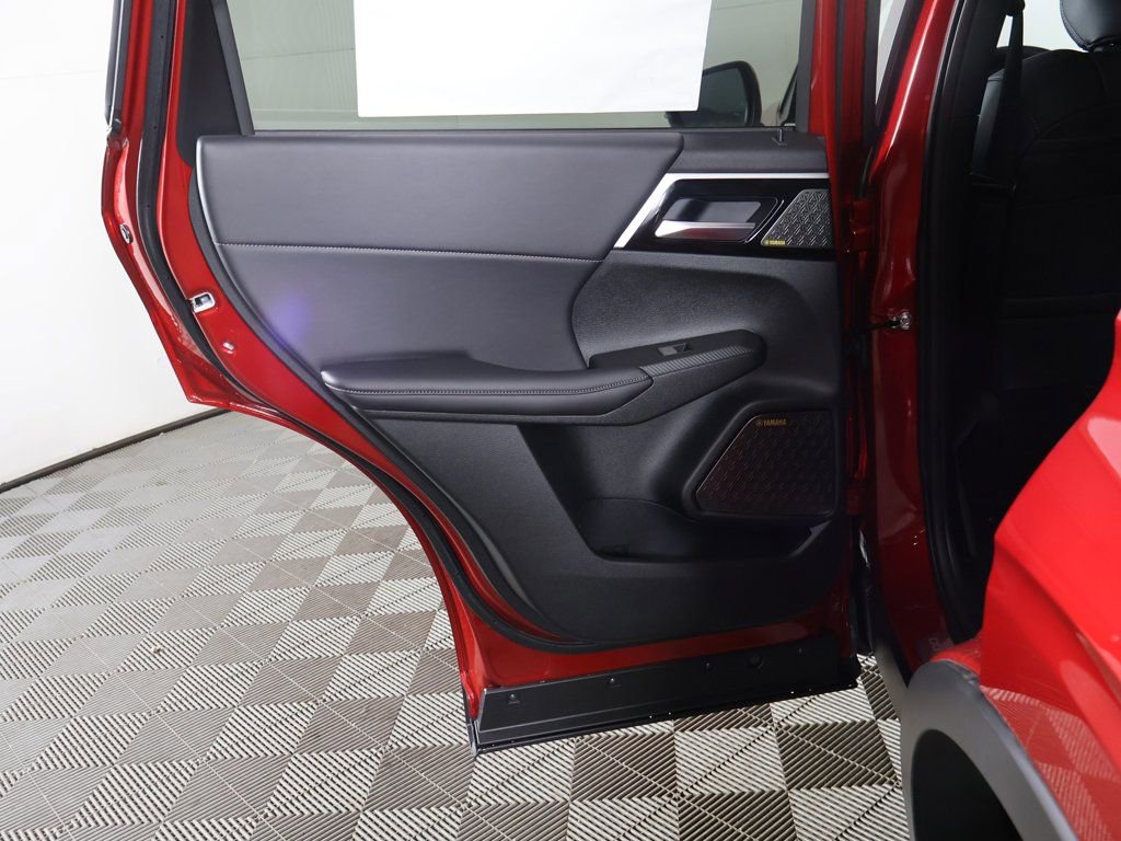 New 2026 Mitsubishi Outlander SE image 30