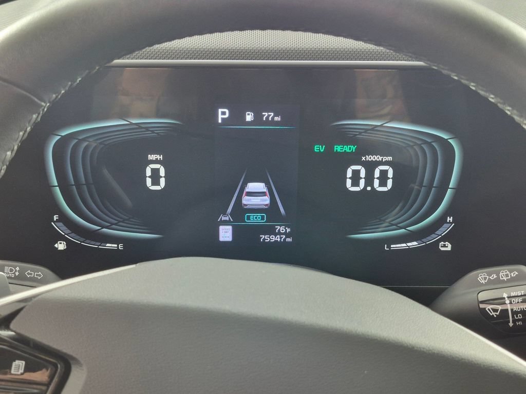 Used 2023 Kia Niro EX Touring FWD image 19
