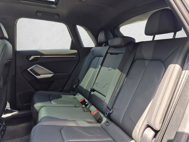 Certified 2025 Audi Q3 2.0T Premium w/ Convenience Package AWD/4WD image 19