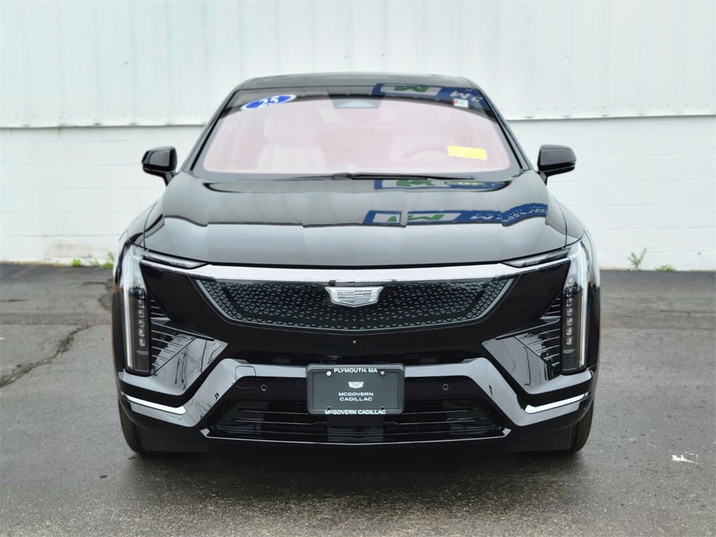 Certified 2025 Cadillac Optiq Sport 1 image 8