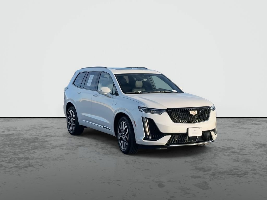 Certified 2025 Cadillac XT6 Sport w/ Platinum Package AWD/4WD image 2