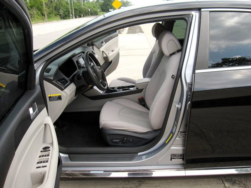 Used 2015 Hyundai Sonata Sport FWD image 17