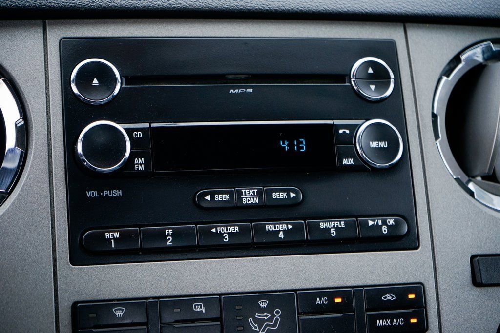 Used 2019 Ford F750 2WD Regular Cab Super Duty image 41