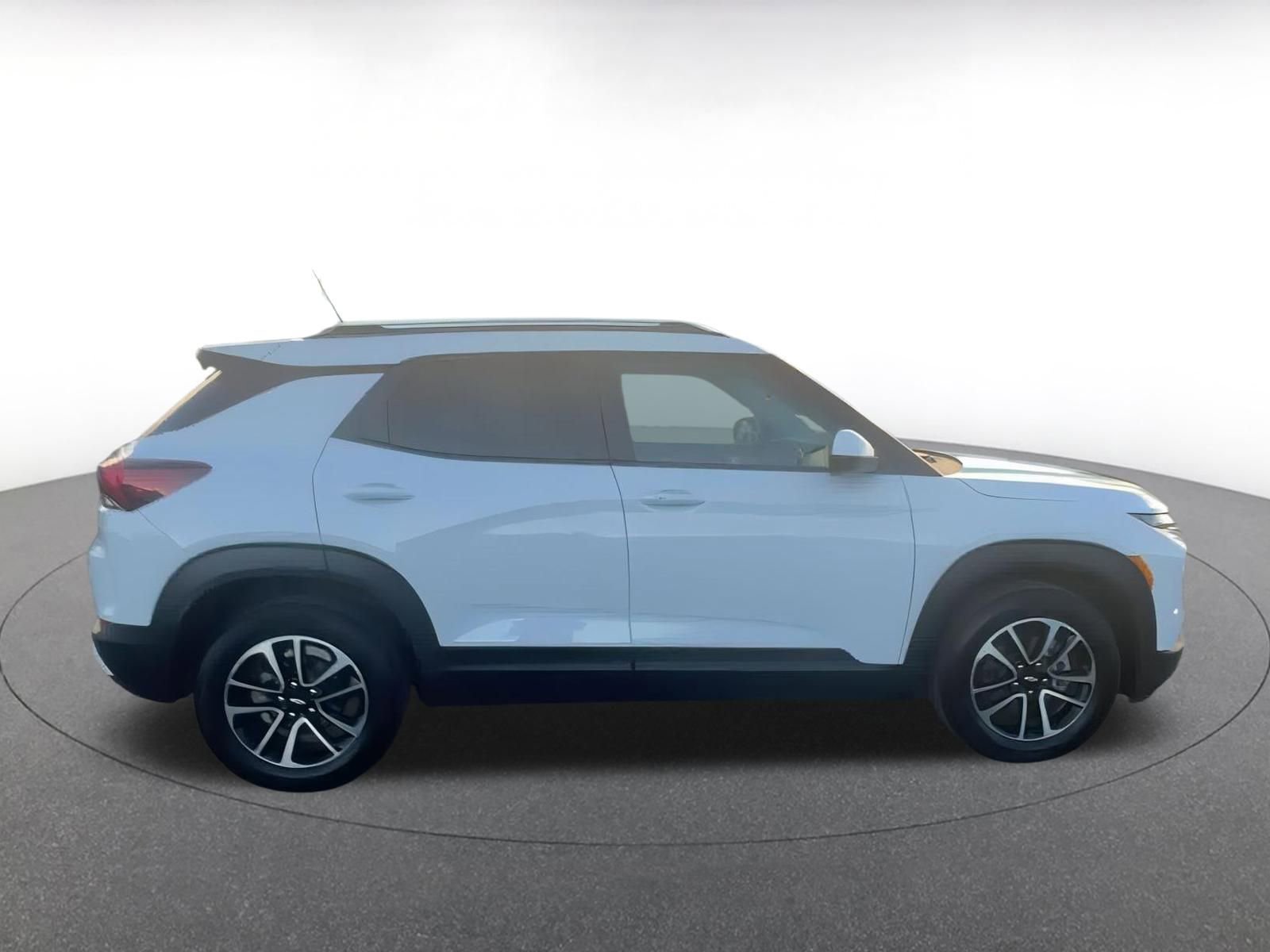 Used 2025 Chevrolet TrailBlazer LT image 15