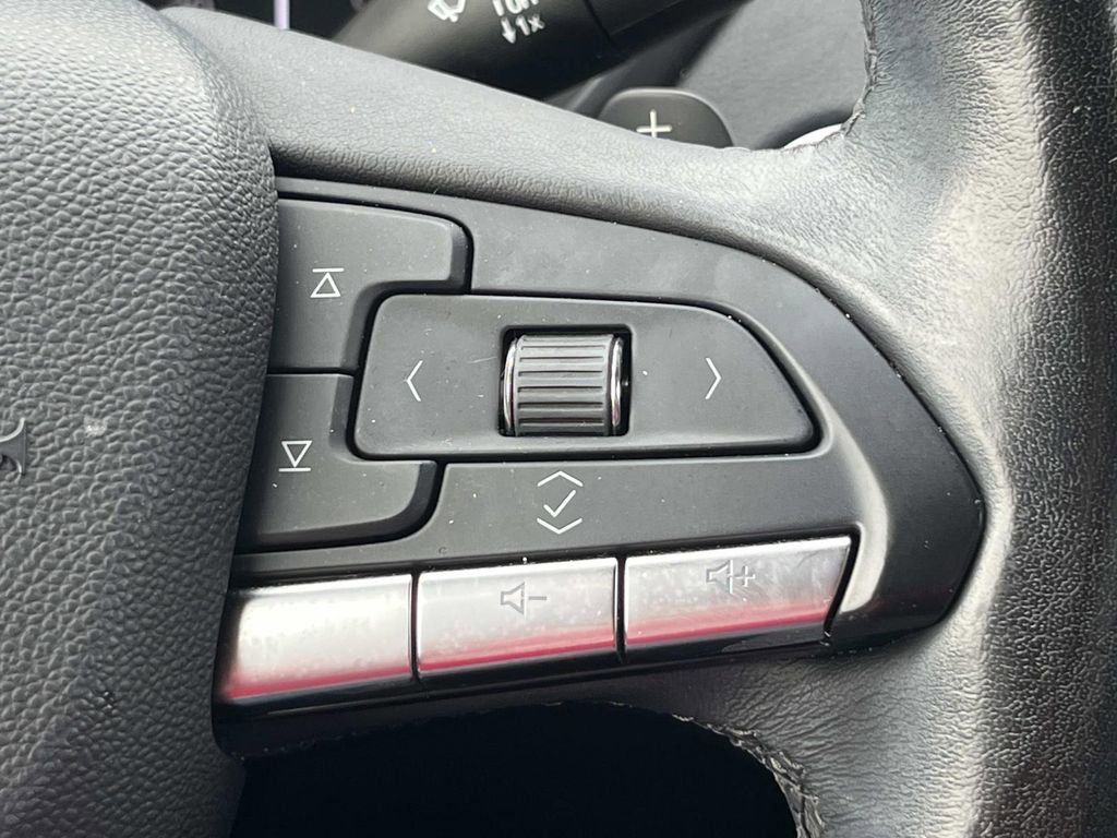 Used 2021 Cadillac XT4 Premium Luxury image 31