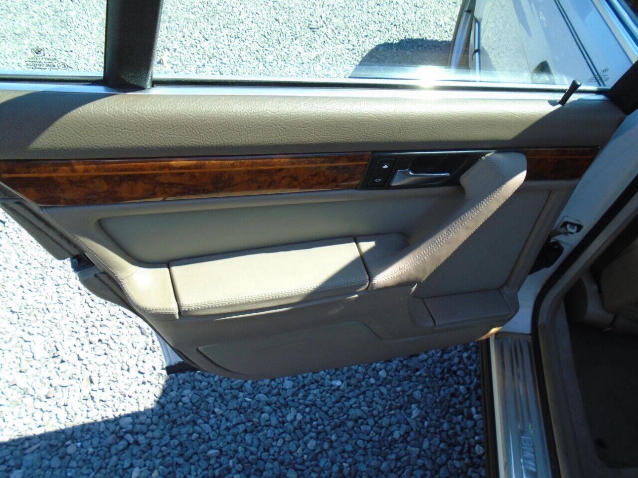 Used 1994 BMW 740i RWD image 25
