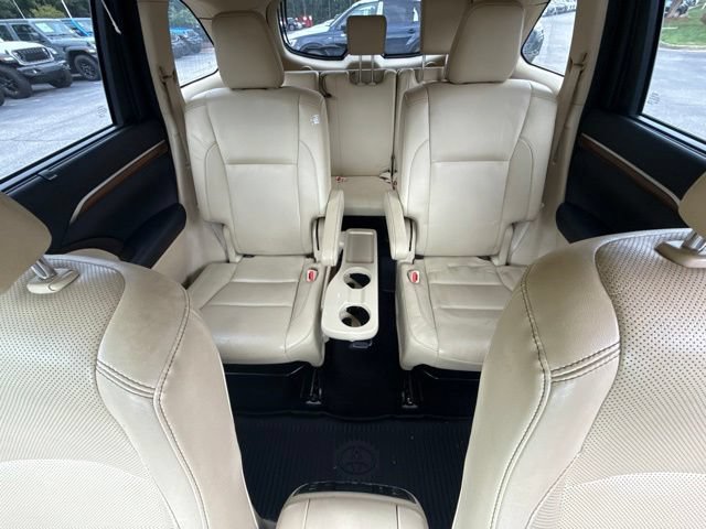 Used 2018 Toyota Highlander Limited Platinum AWD/4WD image 14