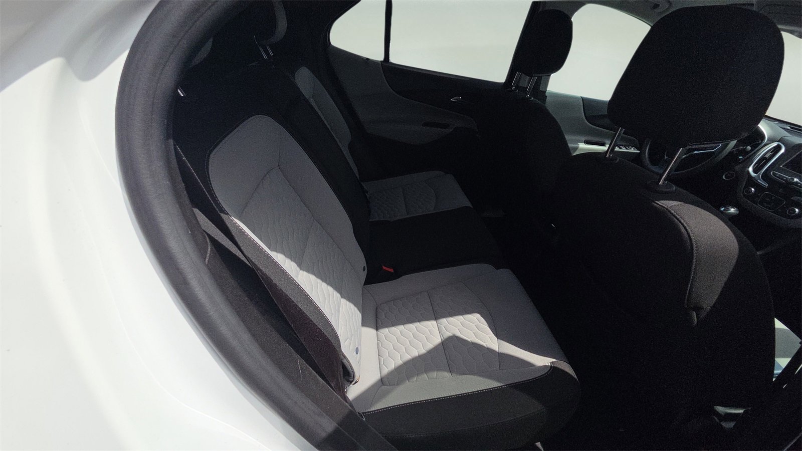 Used 2020 Chevrolet Equinox LT image 11