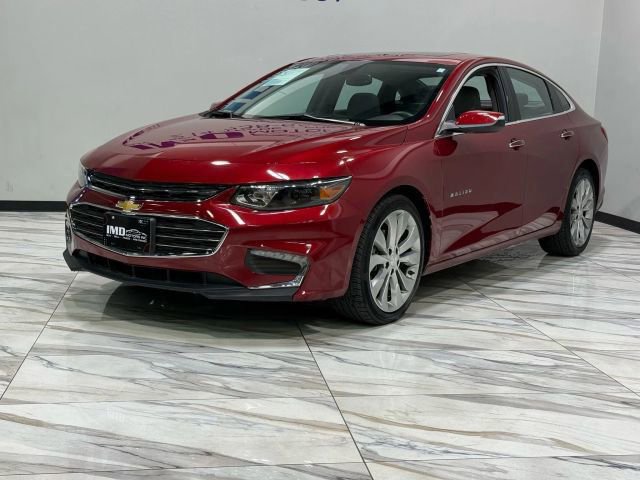 Used 2018 Chevrolet Malibu Premier w/ Premier Sun and Wheel Package FWD image 2