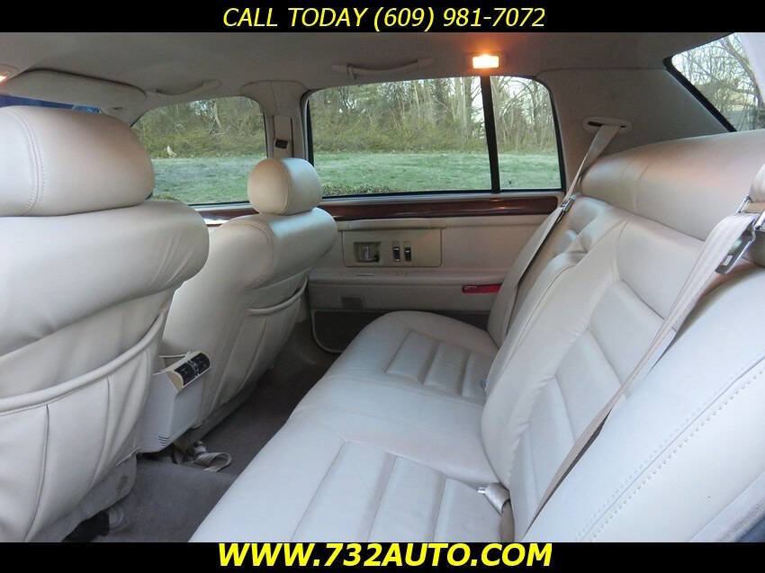 Used 1994 Cadillac De Ville Sedan FWD image 9
