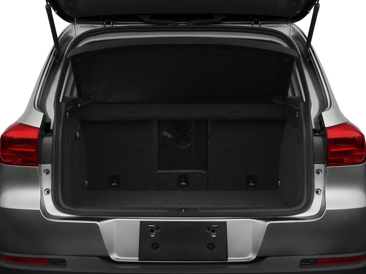 Used 2017 Volkswagen Tiguan Limited w/ Premium Package image 7