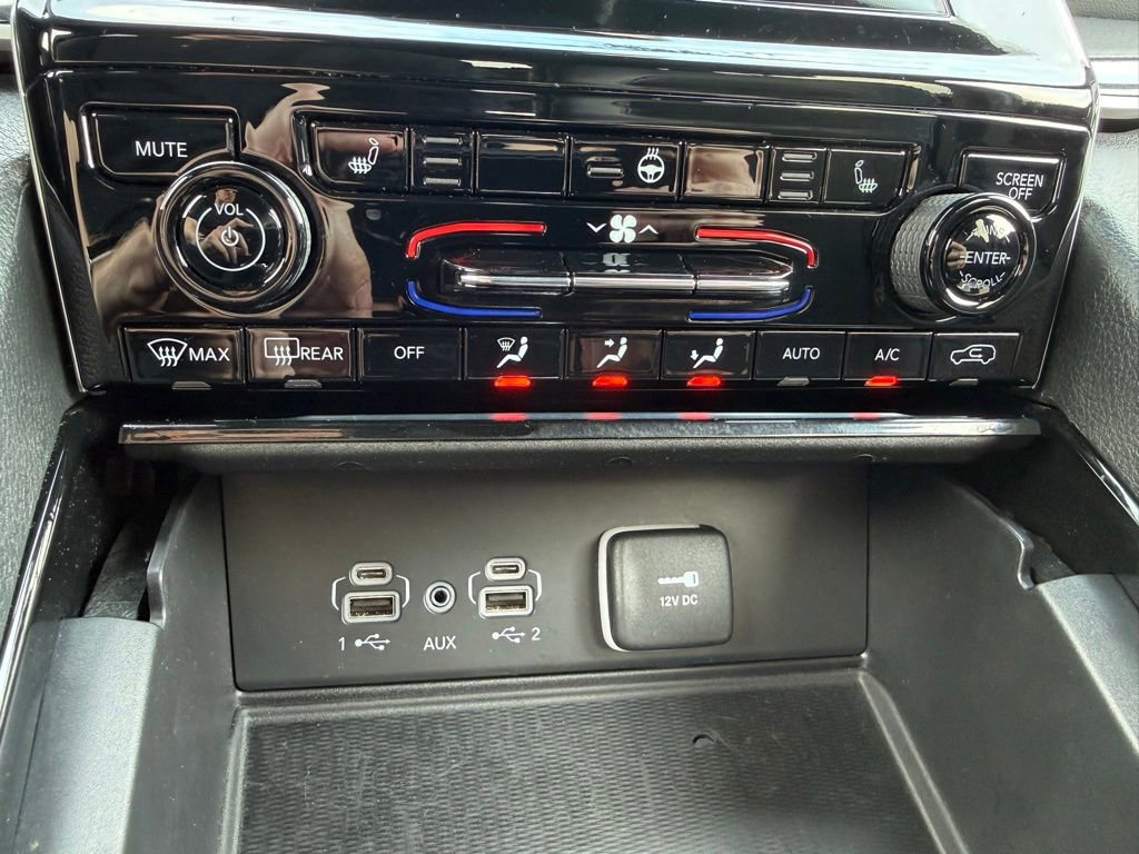 Certified 2023 Jeep Grand Cherokee L Laredo AWD/4WD image 17
