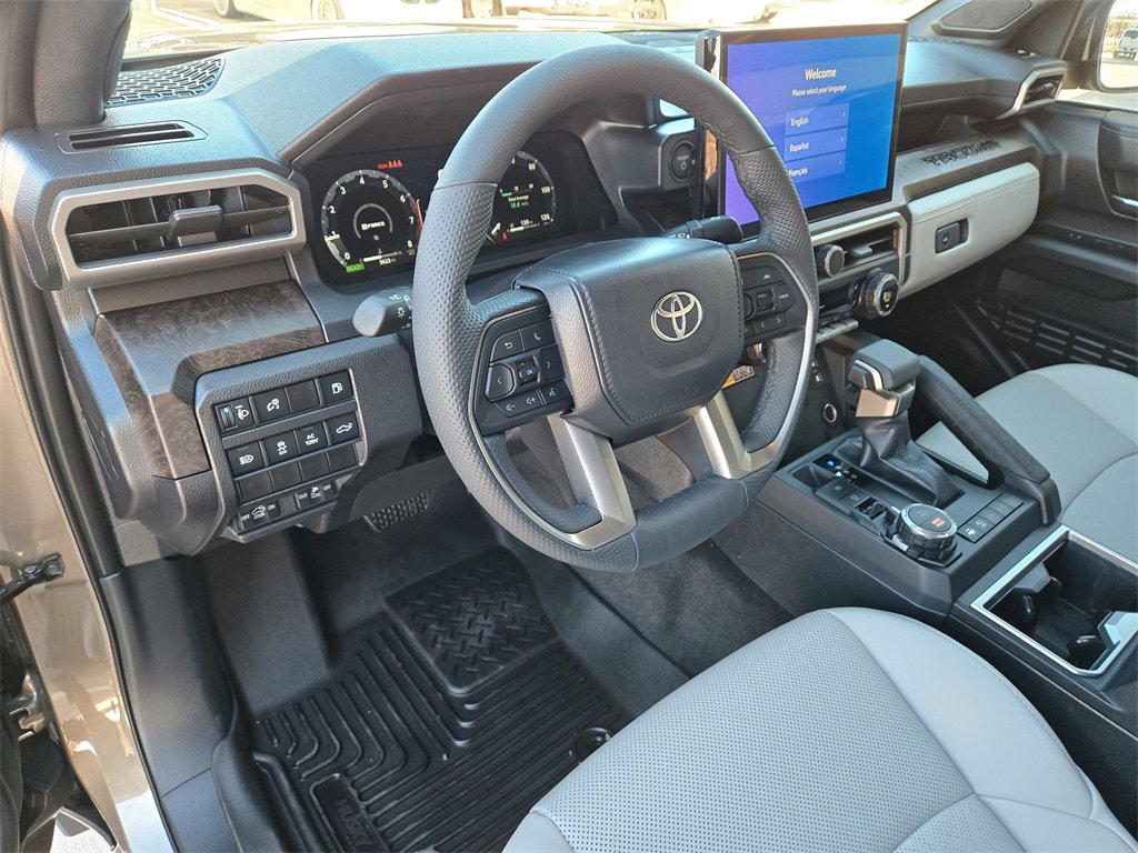 Used 2025 Toyota Tacoma Limited image 11