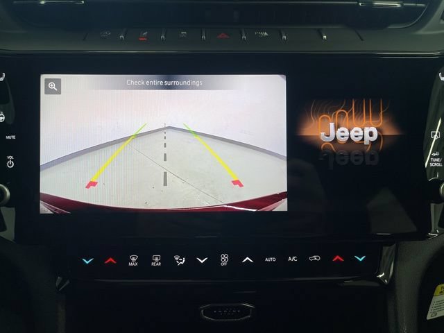 New 2026 Jeep Grand Cherokee Limited w/ Trailer Tow Package AWD/4WD image 44
