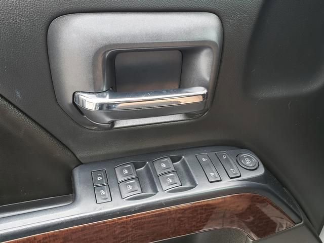 Used 2017 GMC Sierra 2500 SLE w/ SLE Preferred Package image 12
